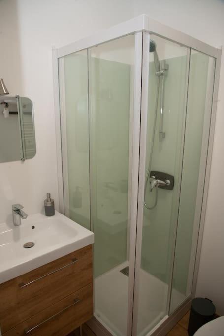 Joli Appartement F2 Plein Centre クタンス エクステリア 写真